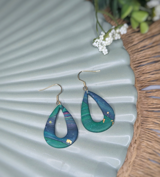 Aurora Borealis Dangle